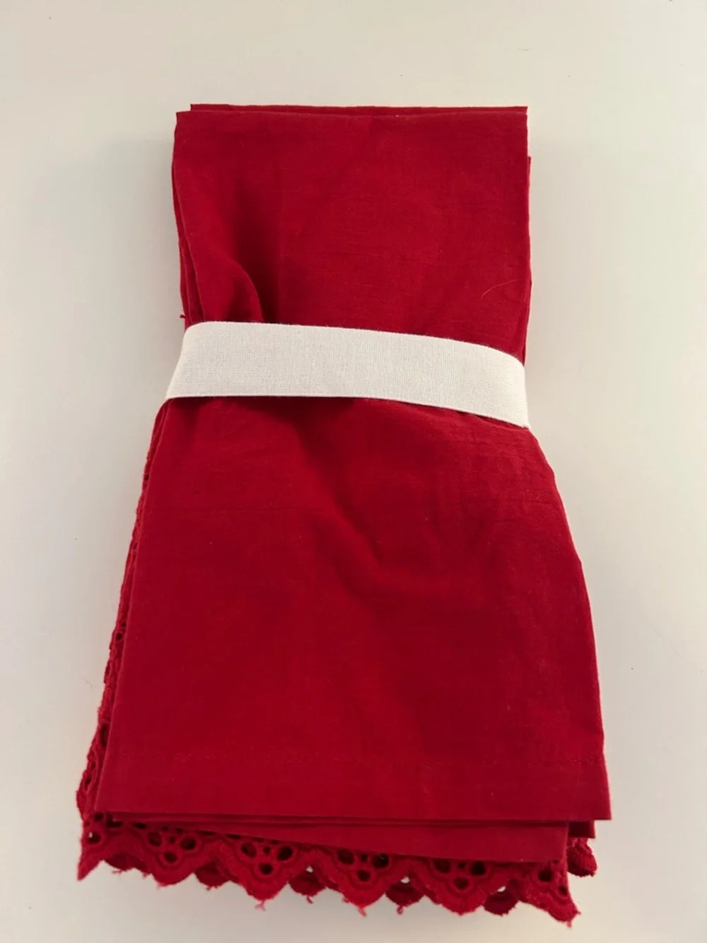 Potterybarn Red Eyelet‎ Organic Cotton 4 pc. Napkin Set New with tags!